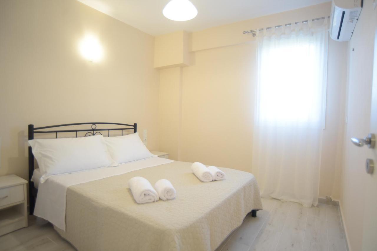Mistral Apartments Kariótai Exteriér fotografie